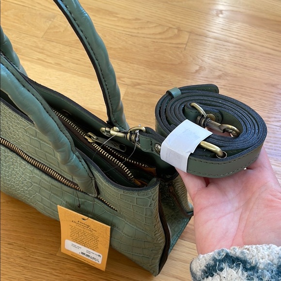 Brand New Patricia Nash Leather Green Crocodile-Embossed Women's Handbag - Picture 10 of 13